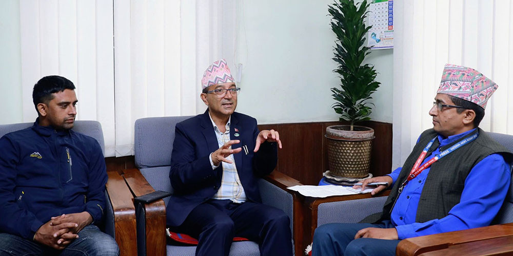 पोखराले कोल्टो फेर्ने योजनाका साथ काम गर्छौँ : प्रमुख आचार्य